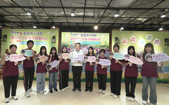 新北學子展現跨文化競爭力 21位「國際外交YA大使」赴印尼見學