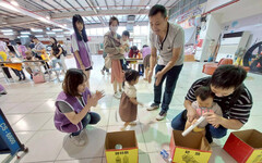七星區居家托育中心辦感恩惜物市集 親子同樂中落實早療觀察