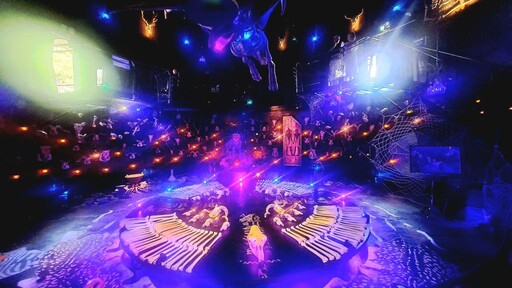 十鼓文創全新奇幻場景!獸骨祭壇創意沉浸劇場首亮相!開啟魔法探險之旅