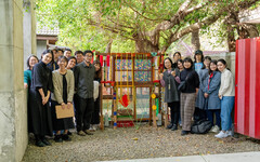 以雕塑留下竹市藝術印記 「路上的紅色滋味」徐知佑個展將軍村登場