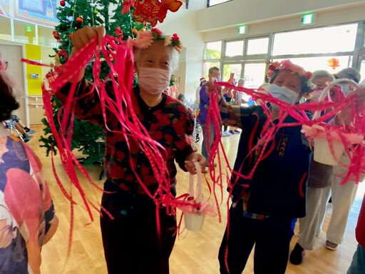 臺南榮家迎親添喜趣 住民聖誕暖心意