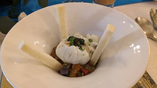 不必飛出國!花蓮理想大地 4 月推出「西班牙美食節」 融合櫻桃鴨、烏骨雞等在地食材