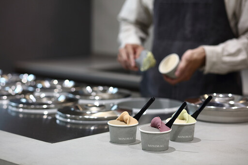 【有片】全台唯一入選米其林的質感冰淇淋店「MINIMAL」！從 -196℃ 吃到 180℃ 的創作冰品春季套餐