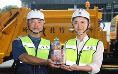 全國首創 「移動式廚餘傾倒機」成竹北市清潔隊最佳幫手