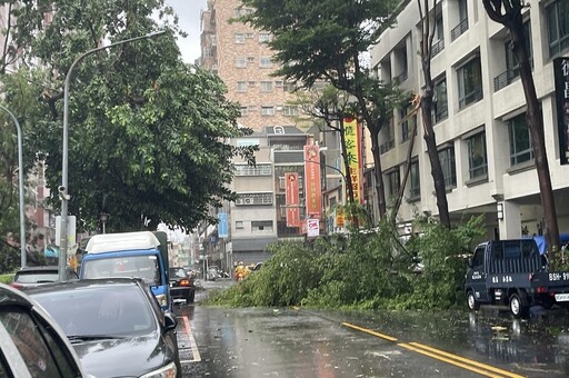 高雄市體恤民意 凱米風災補助申請延至9月底