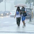 雙颱恐生成！低壓最快周二通過 全台雨彈狂炸到晚上