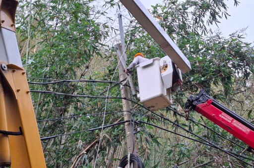 山陀兒來襲至中午全台停電逾5萬戶 高雄、屏東縣未復電戶最多