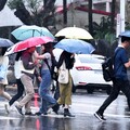 【注意防颱】強颱康芮最快中午登陸 氣象署發布豪雨特報