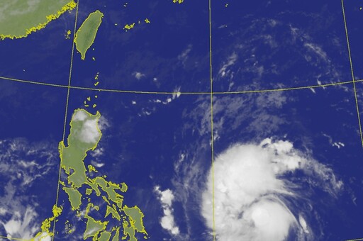 輕颱「銀杏」凌晨生成後持續增強 東北季風襲台本周恐又濕又冷