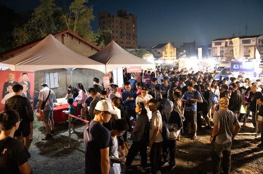 台中購物節首位百萬汽車得主獎落龍井 邀民眾抽披薩券及在地知名糕點