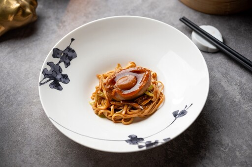 品大閘蟹最佳時節！文華東方雅閣「秋日大閘蟹饗宴」、亞都麗緻天香樓「江南海河蟹饗宴」限時登場