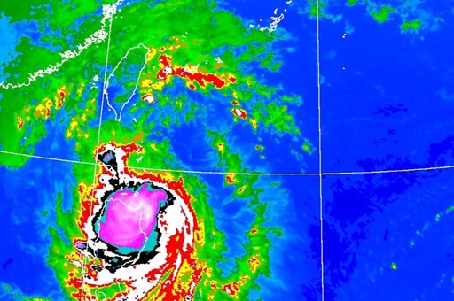 中颱「天兔」來襲 15日風雨預測「1個縣市」已達停班課標準