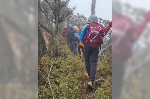 女山友高山症發作遭7隊友「丟包」 搜救隊晚間找到人了