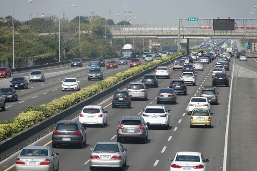 塞車地雷快避開！初四北上車潮暴增 公路局曝「24處路段」恐塞爆