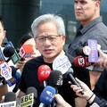黃仁勳私人專機停松山機場6天 民航局曝實際費用9.5萬