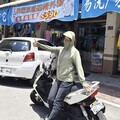 關稅慘案 「小丑魚防曬涼感連帽外套」因禍得福3折熱銷