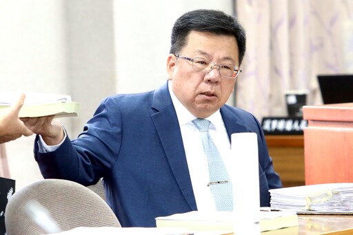 【懶人包】濫用公務車爭議非首次 「這4名官員」也涉公器私用下場大不同