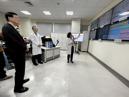 台中榮總用科技打造「全智慧醫療」 嚴德發:讓中部榮民獲更好的照顧