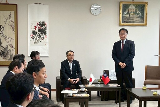 黃偉哲拜會日本宮城縣知事、議長 共盼教育交流傳承友誼