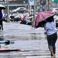 氣象局預報6縣市風力雨量達標 明天有望停班停課