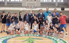 退休師求助劉櫂豪 體育署允助台東新生國中增聘籃球隊教練