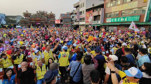 韓國瑜現身團結祈福之夜 力挺余文忠打造充滿愛的苗栗客家大城
