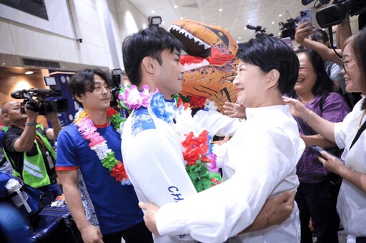 盧秀燕親自接機返國柔道選手 台中奧、亞運獎勵額「數十倍增」