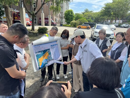 陳冠廷會勘中埔產業園區 要求經濟部加強防洪措施