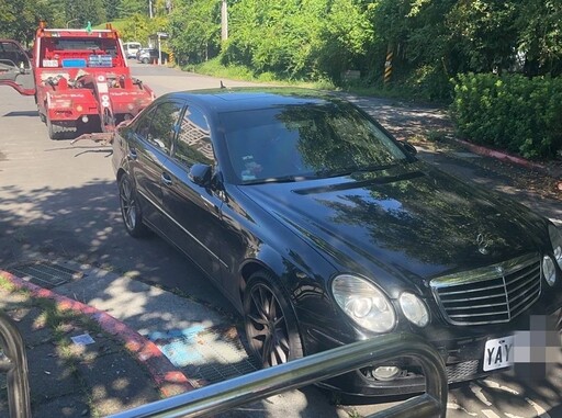 懸掛變造車牌上路 僅一天南港警鷹眼逮人