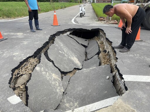 竹南路面塌陷非「天坑」 鍾東錦：更嚴格高標準確保施工安全