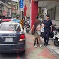 女通緝超大膽違停 中和警查獲安毒喪屍煙彈