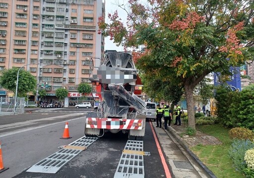 今年取締大型車違規計1831件 中和警再出招「活動式地磅」