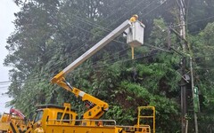 康芮颱風過境 新北境內已逾4萬戶停電