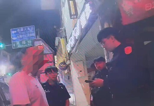 撞到警車還跑 酒駕男這下代誌大條了