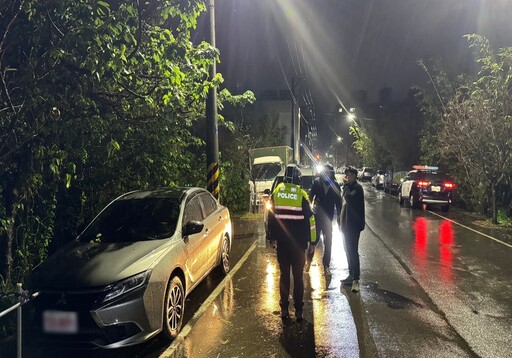 寒風細雨中失聯 土地公保佑警順利尋獲失溫老翁