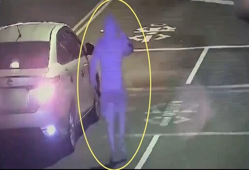 脫序男車道中狂笑怒吼 高雄警追查最多可罰6500元