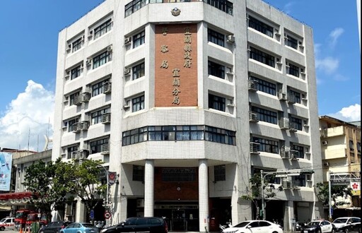 宜蘭惡警叫雞快活 完事亮出身分搶回「召妓費」