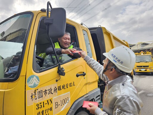 清潔隊員不畏超強寒流出勤服務 蘇俊賓赴焚化爐慰勉致謝