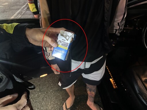 智慧警勤系統辨識AB車 駕駛心虛掉落K毒罐被逮