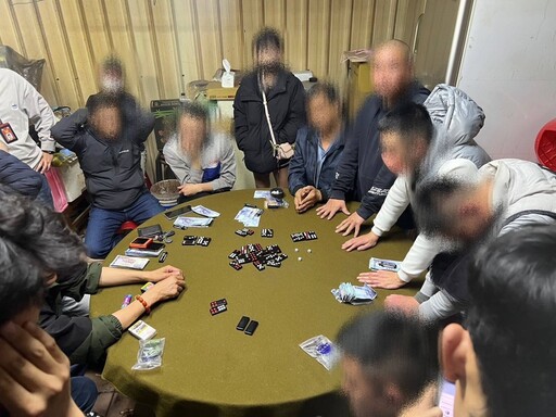 沉溺賭博借錢繳學費 警破天九牌賭場逮19人