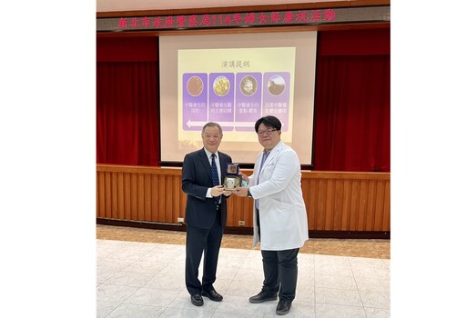 新北警歡慶婦女節 廖訓誠辦活動送禮勉勵