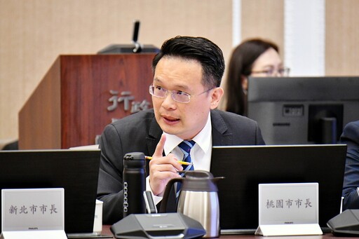 蘇俊賓提高進用率、降低照管員壓力 卓榮泰表認同