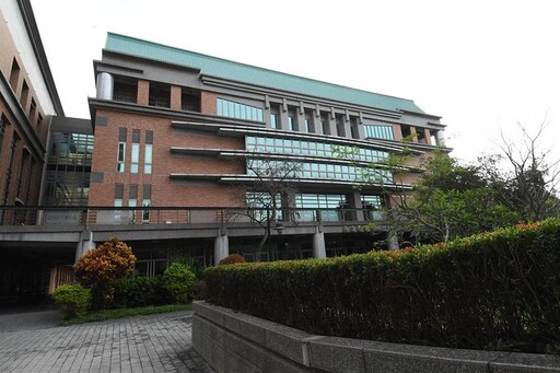 明道大學校地拚轉型「健康園區」 王惠美喊話中央：速讓彰化縣府接管