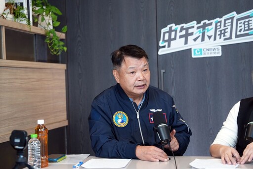國防院做出決議 逾百顆星星發聲力挺李文忠