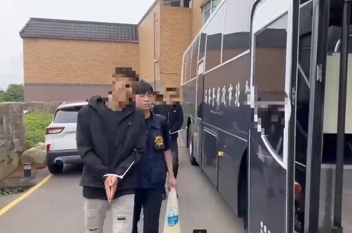 摩鐵藏毒窟 情侶檔分別開房吸毒同場落網