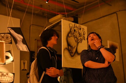 北上力挺「un/real」藝術展 魏嘉彥盼邀慕凡返鄉展出