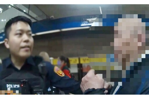 2酒友捷運站內大鬧月台 扯員警衣服遭壓制帶回管束