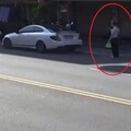 違規停車被拍照 23歲男下車理論爆拉扯衝突