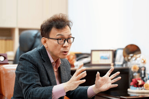 林志潔爆養生館涉放款與懸賞追債 鄭正鈐發聲明撇關係
