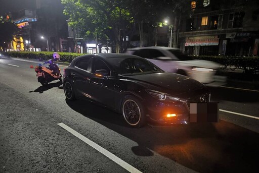 酒駕拒檢逃竄撞2車 馬尾女友人涉藏K菸齊被逮